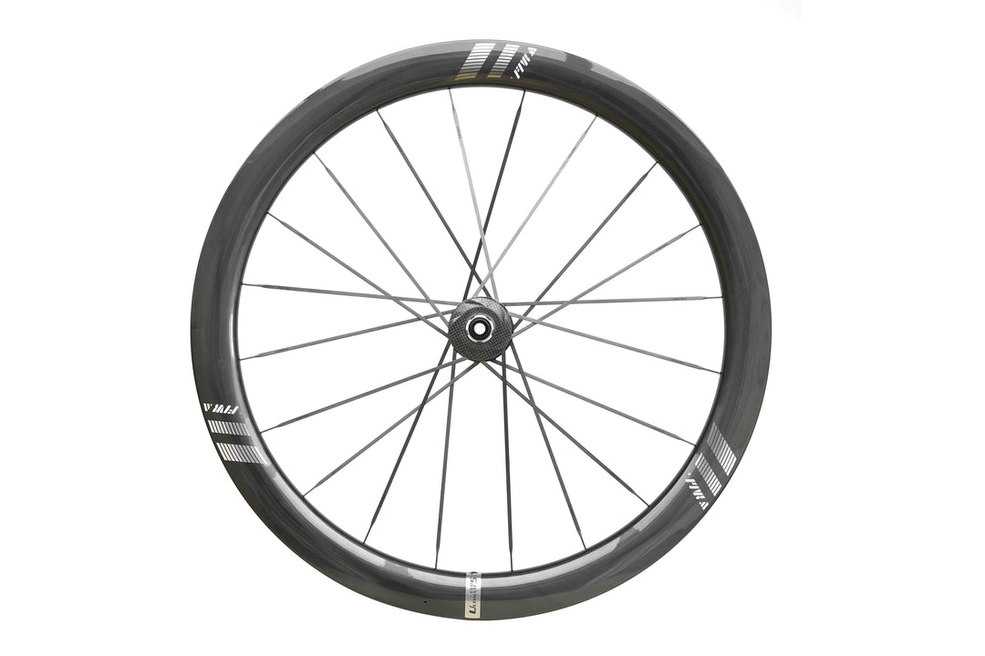 Ultimate EVO S5 50mm carbon rim profile detail